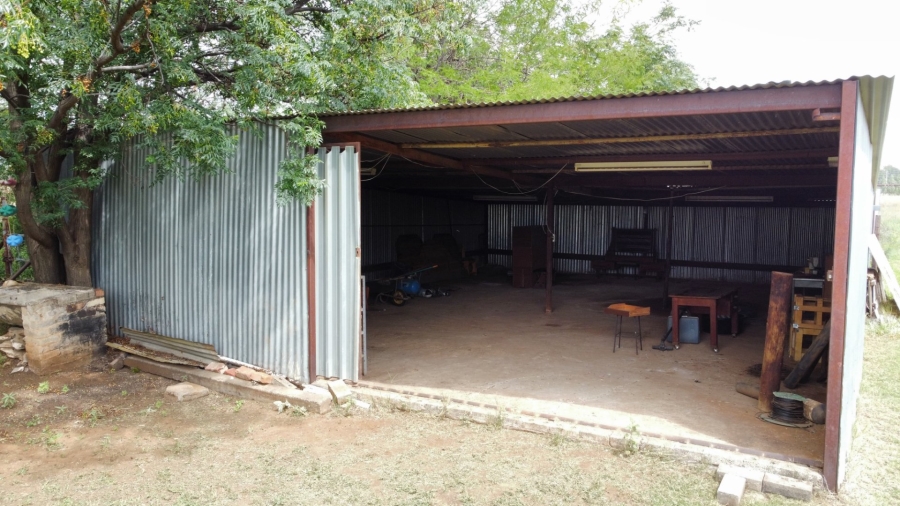  Bedroom Property for Sale in Vredenhof Sh Free State